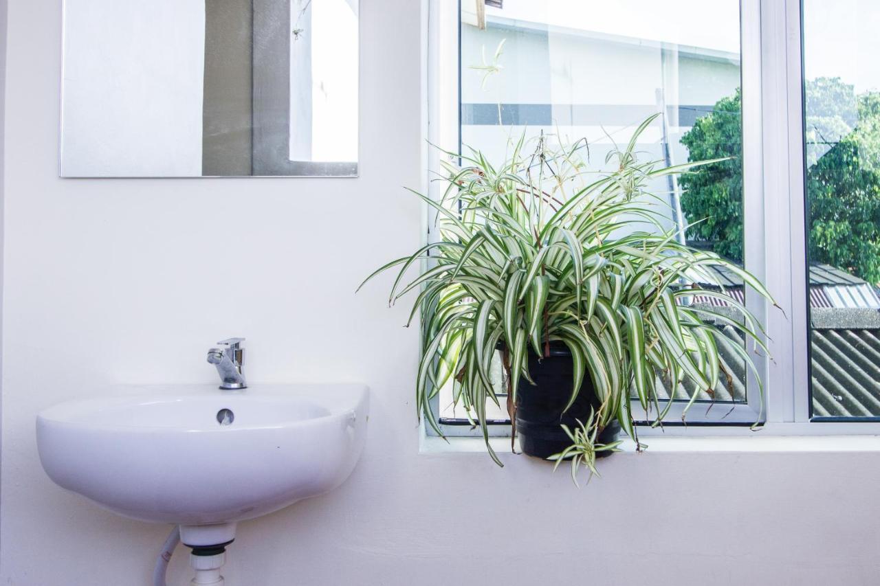 Explore 5Br Gardenhouse Retreats Butterworth Exteriér fotografie